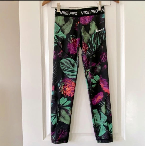 Nike Pro Dri-Fit Tropical/Botanical Print Leggings - Picture 2 of 6